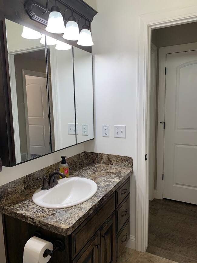Building Photo - 4241 Liberty Dr