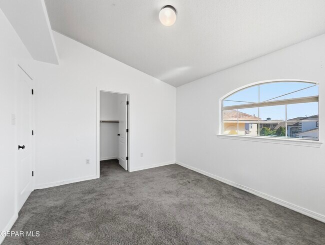 Building Photo - 12753 Tierra Mina Dr