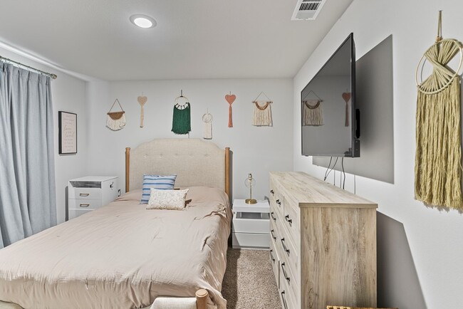 Building Photo - 7710 Purple Vitex Rd