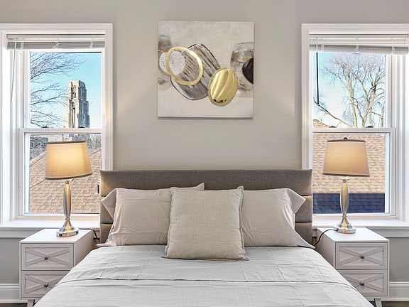 Building Photo - 1111 Bonnie Brae Pl