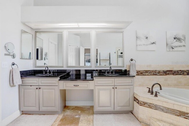 Building Photo - 16906 Equestrian Trail