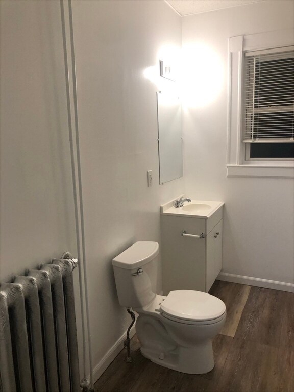 Building Photo - 180 Lewis St