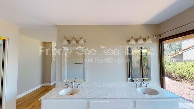 Building Photo - 17410 St Andrews Dr