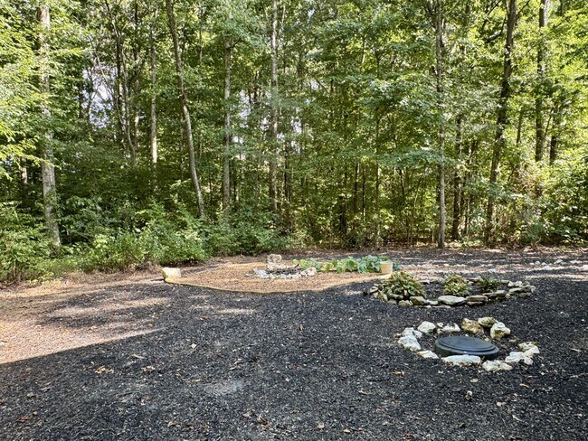 Building Photo - 310 Paoli Trce