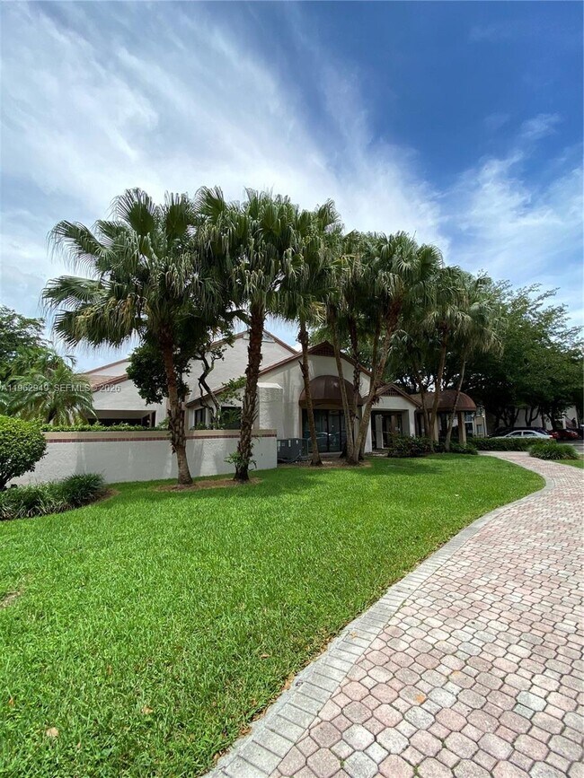 Building Photo - 14168 SW 93rd Ln