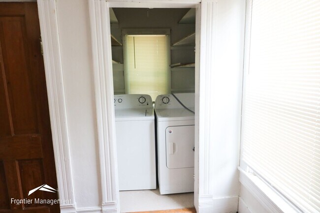 Building Photo - 908 Leavenworth St