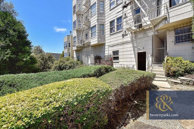 Building Photo - 1335 Filbert St