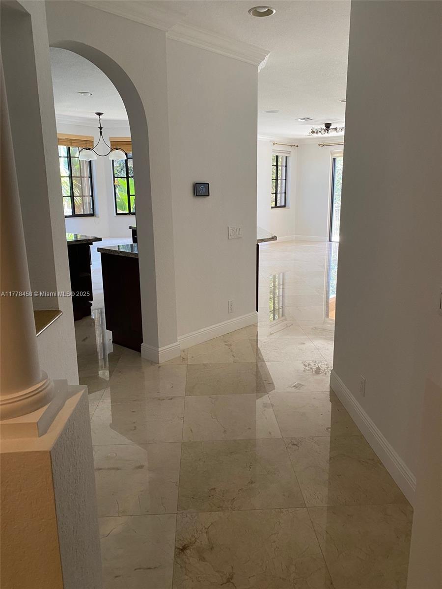 Building Photo - 2795 Kinsington Cir