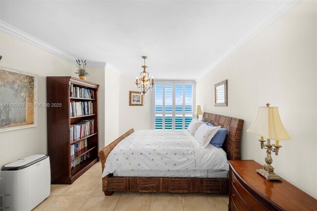 Building Photo - 4779 Collins Ave