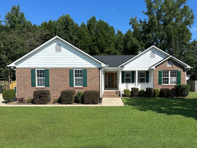 Building Photo - 8400 English Saddle Dr