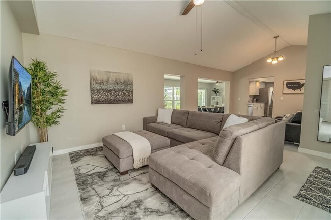 Building Photo - 33 Caddy Rd