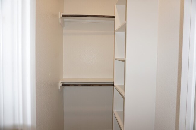 Building Photo - 11652 Vistawood St