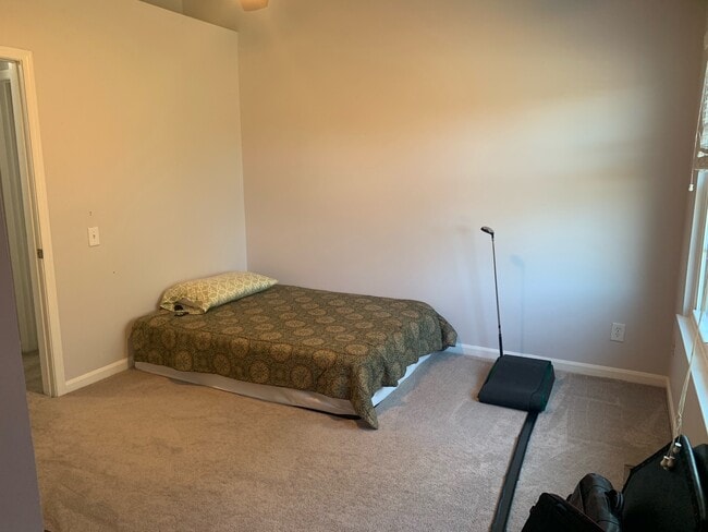 Bedroom 2 - 2816 Emma Lee St