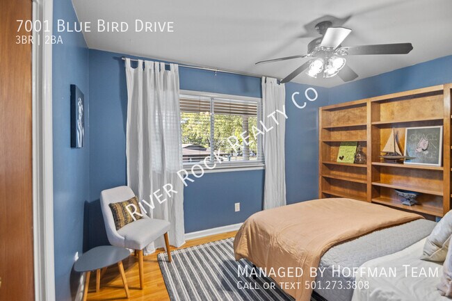 Building Photo - 7001 Blue Bird Dr