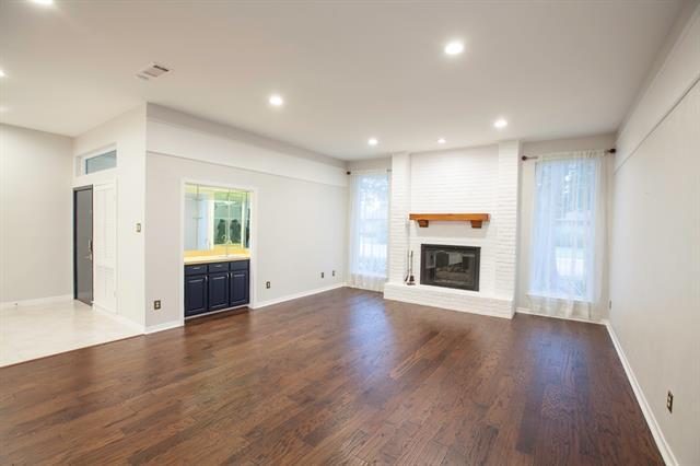 Building Photo - 16114 Shadybank Dr