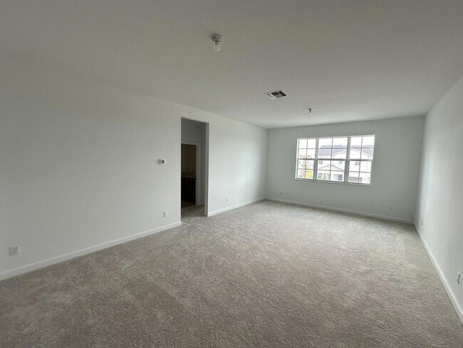 Building Photo - 1166 Tangled Orch Trce