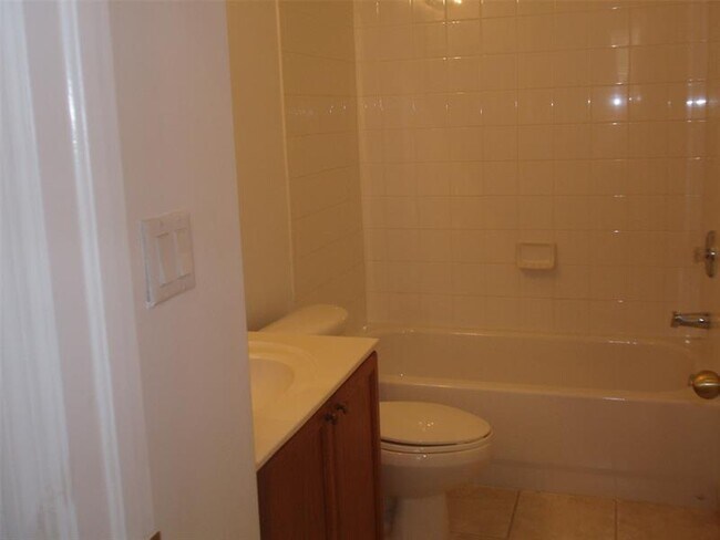 Building Photo - 3210 Merrick Terrace
