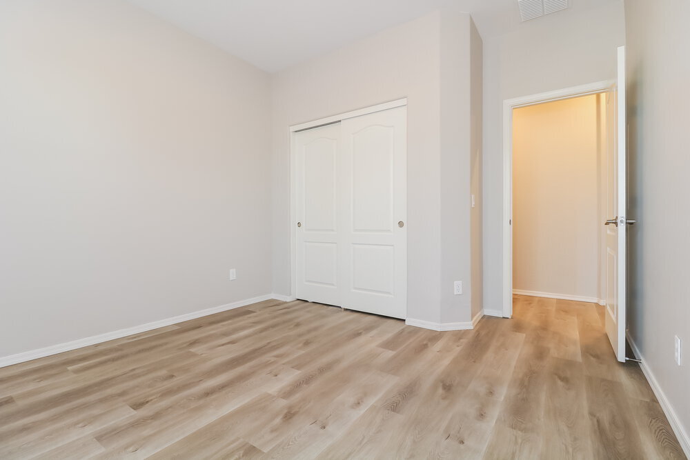 Building Photo - 7415 S 253rd Dr