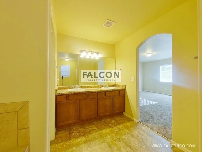 Building Photo - 7857 Dry Willow Wy