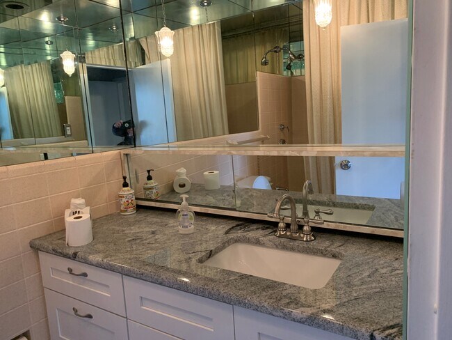 Building Photo - 191 Presidential Blvd