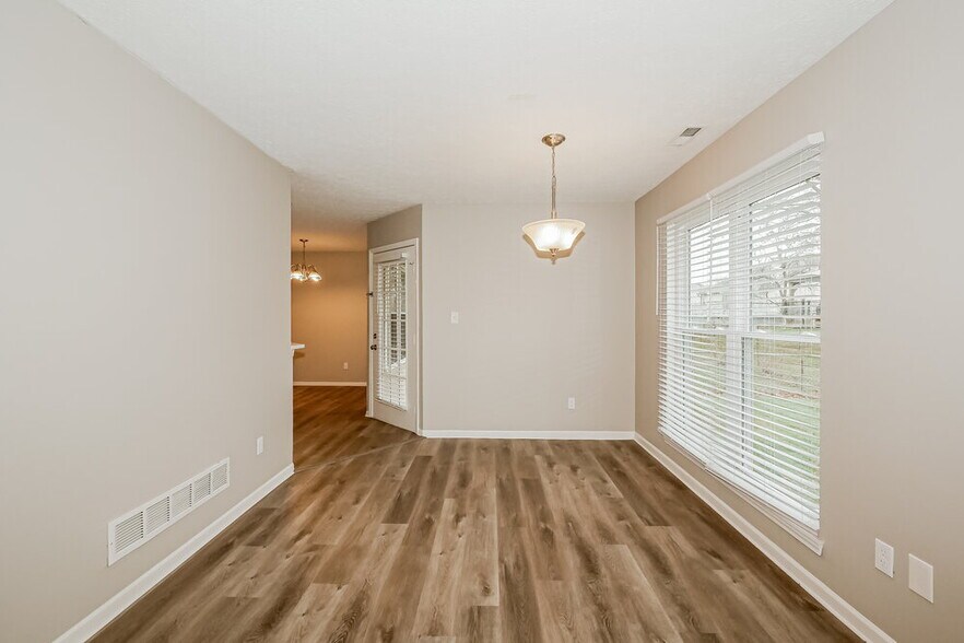 Building Photo - 509 Village Blvd