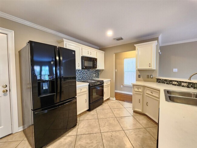 Building Photo - 1730 Redwing Ridge Dr