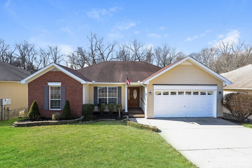 Primary Photo - 1437 Aaronwood Dr