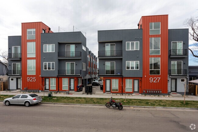 Building Photo - 925 Inca St
