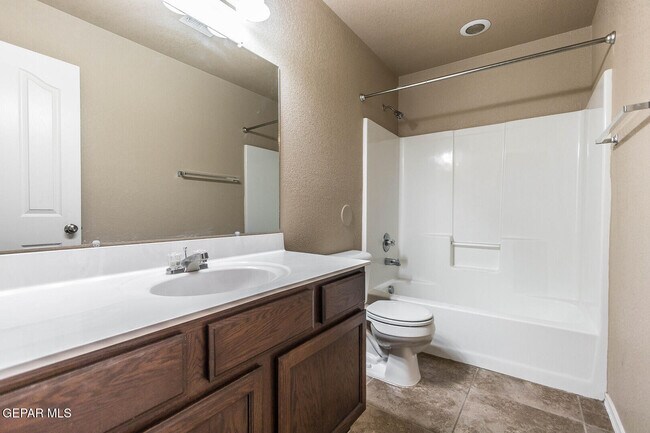 Building Photo - 10712 Blue Sage Cir