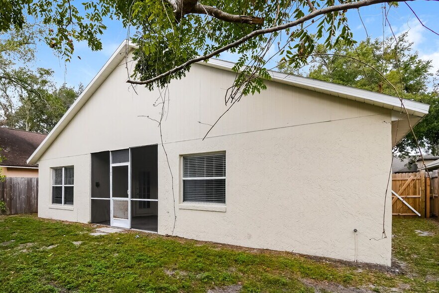 Building Photo - 92 Abbey Hollow Dr