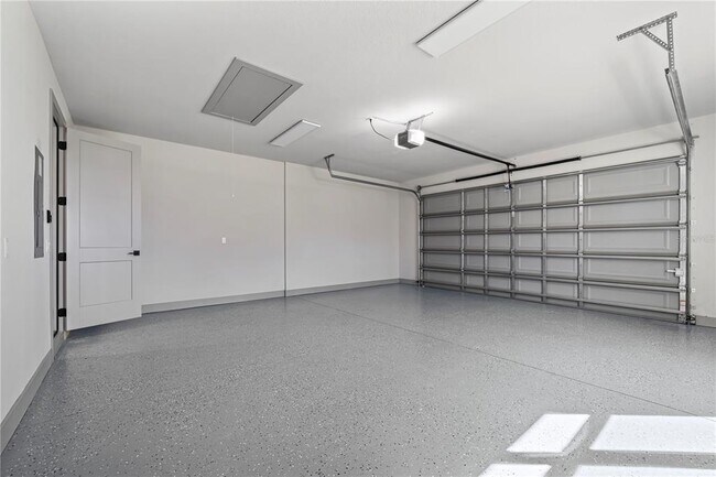Building Photo - 11 Ethan Allen Dr