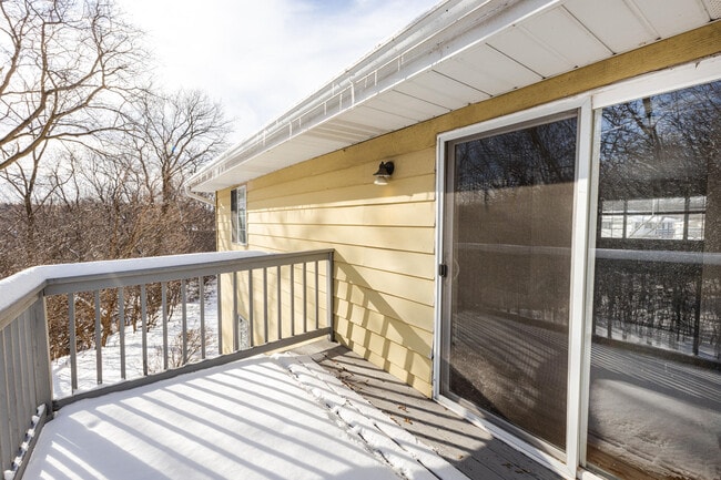 Building Photo - 721 Princeton Ct