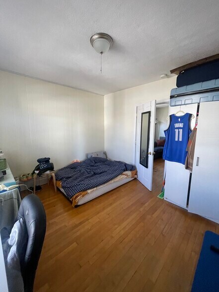 Building Photo - 44 Chetwynd Rd