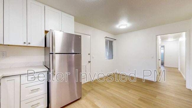 Building Photo - 570 Pomo Dr