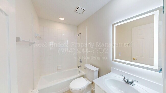 Building Photo - 10061 Vineyard Lake Rd E