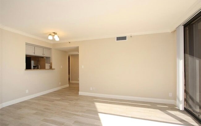 Building Photo - 3525 Sage Rd