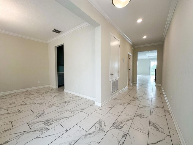 Building Photo - 14873 Winter Stay Dr