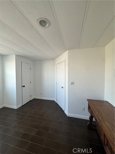 Building Photo - 21851 Newland St