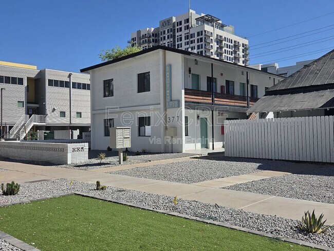 Building Photo - 377 N 4th Ave