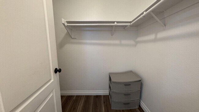 Building Photo - 13632 Cabrillo Ct