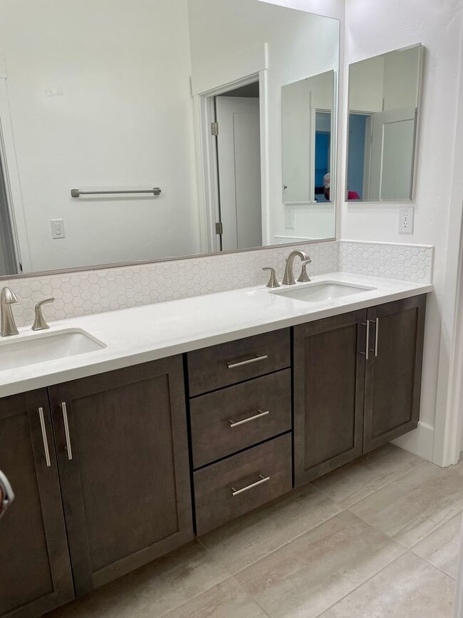 Building Photo - Wow! Custom Built Smart Home in Sutter Par...