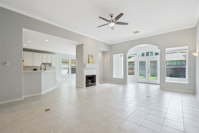 Building Photo - 30 Taupewood Pl