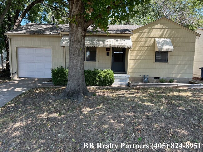 Primary Photo - 431 S Pittsburg Ave