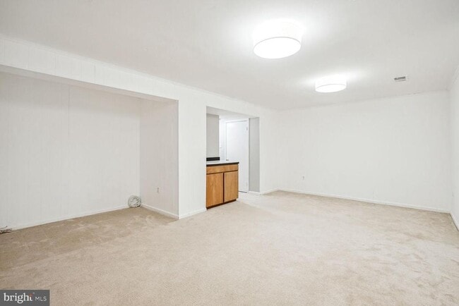 Building Photo - 9909 Hemlock Woods Ln