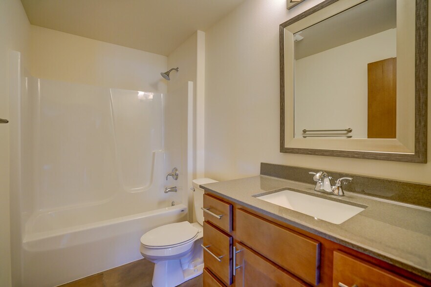 Building Photo - 400 Odyssey Ct