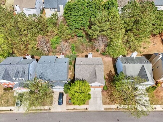 Building Photo - 3325 Ridgefair Dr