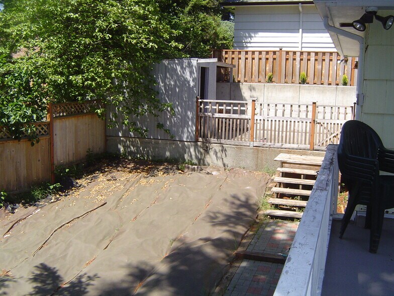 Building Photo - 1560 NE 106th St