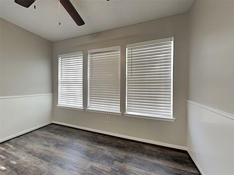 Building Photo - 9818 Haverdown Dr