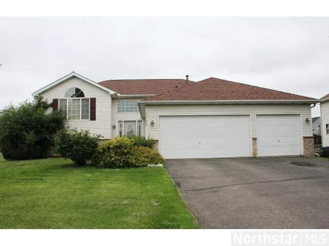 Primary Photo - 17077 Everest Path