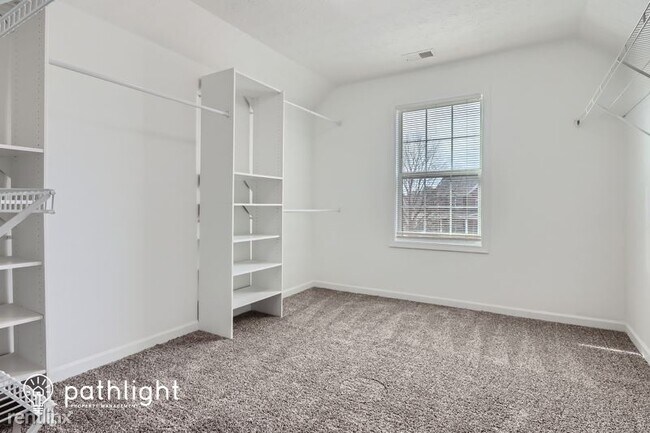 Building Photo - 4 br, 3 bath House - 364 Interlake Pass UNIT